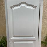 Old Bonnetiere oak cabinet