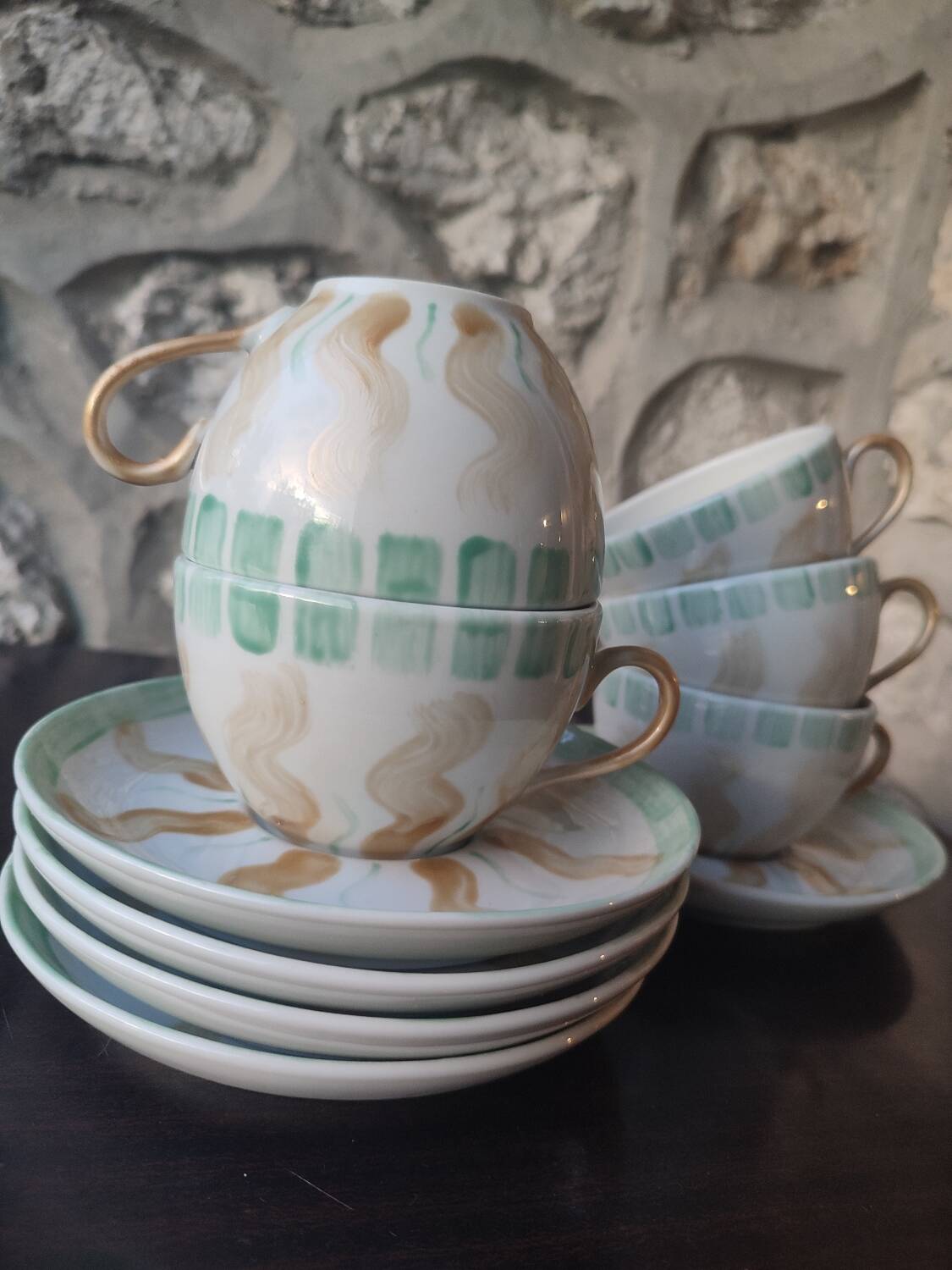 5 coffee cups and saucers Pillivuyt France