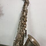 Saxophone Couesnon