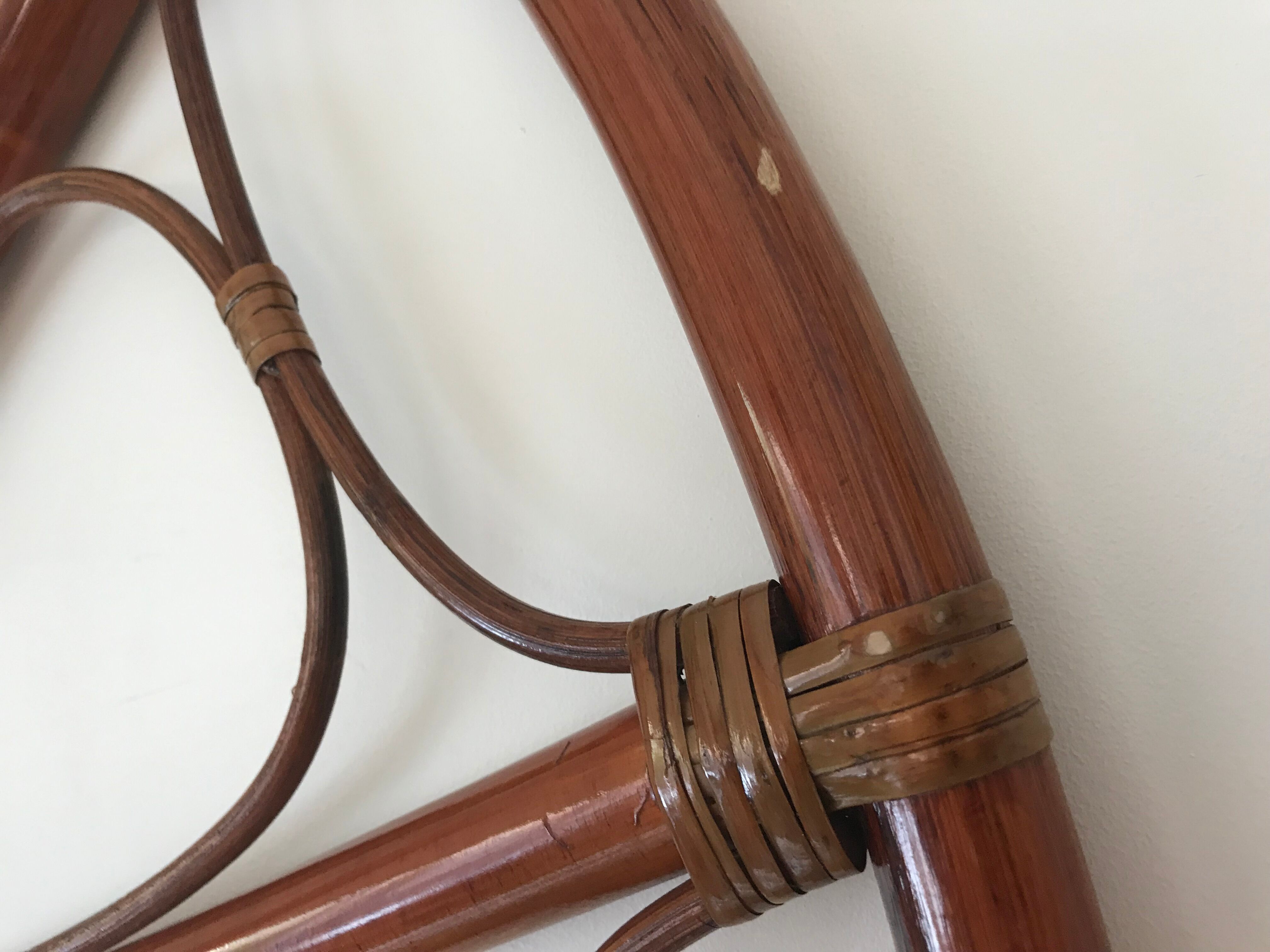 Peacock rattan headof