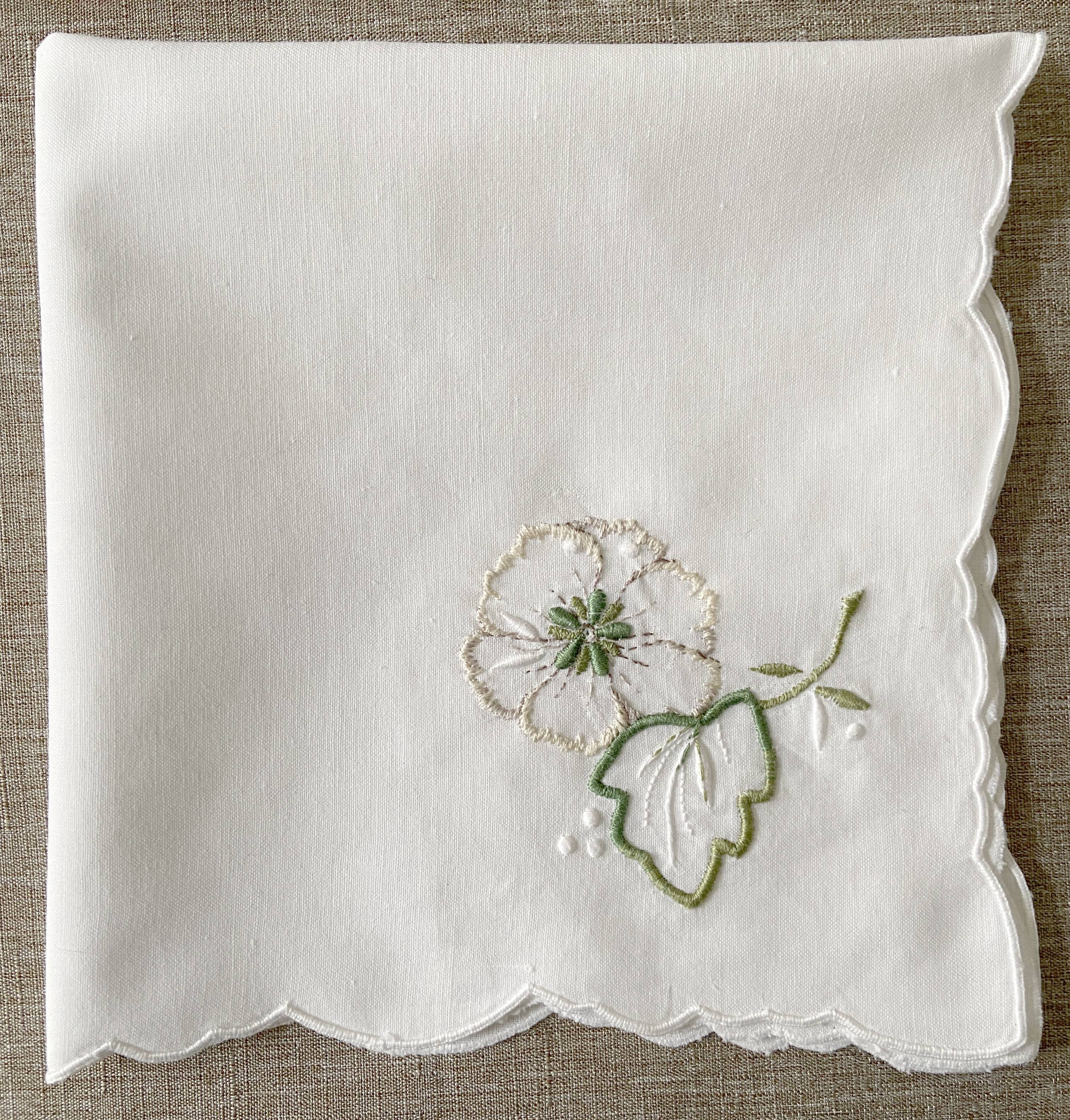 4 "Mikado Rose" Napkins