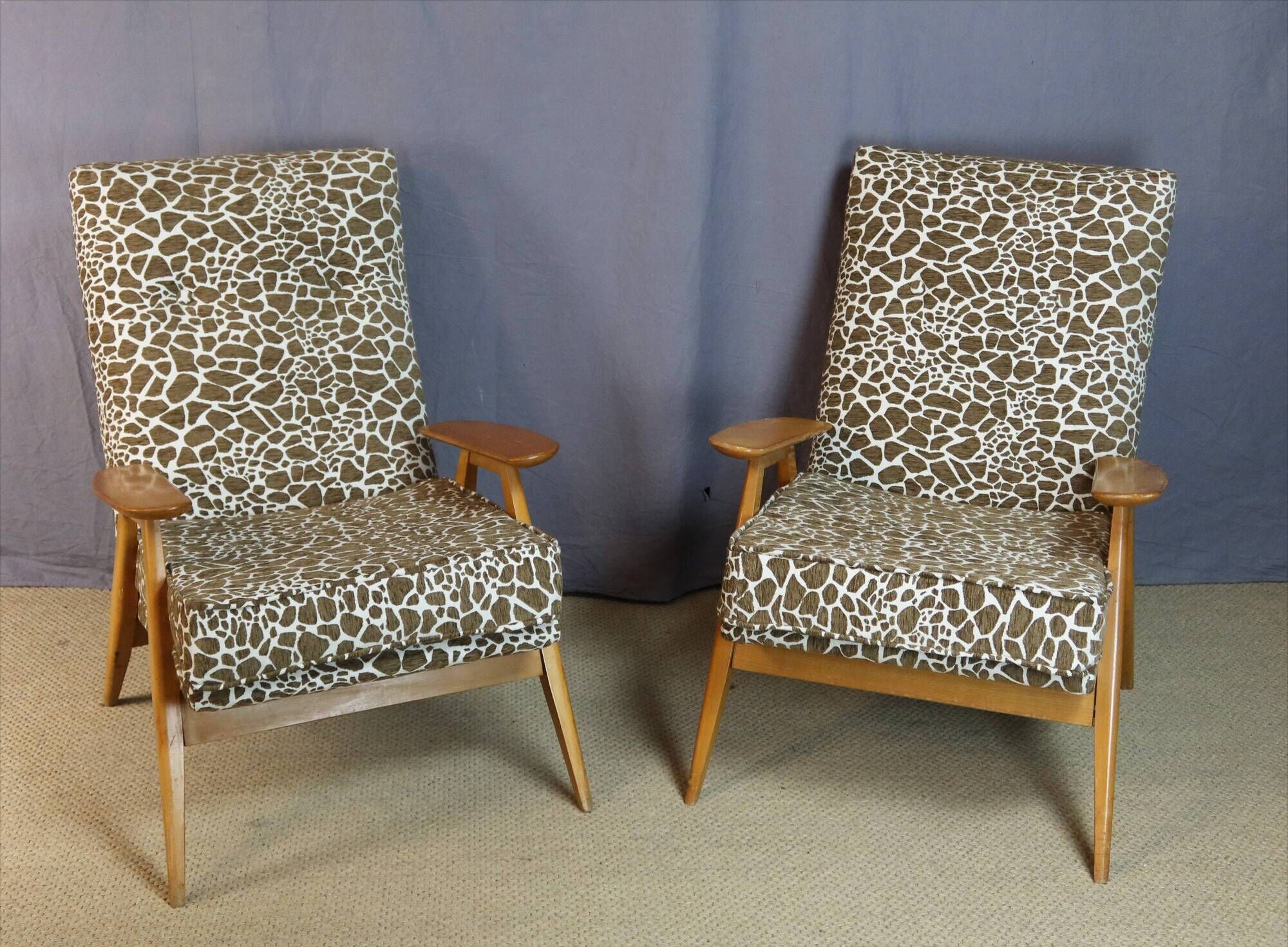 Pierre Guariche SK640 armchair for Steiner