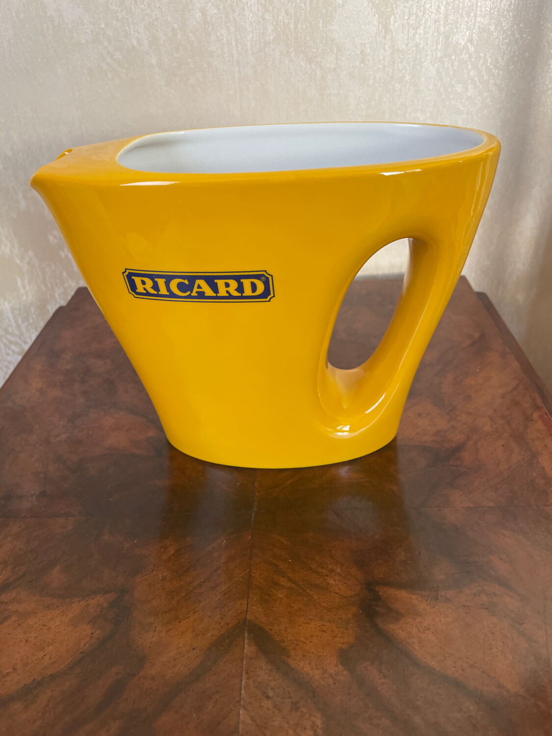 Pitcher Ricarc Marc Newson