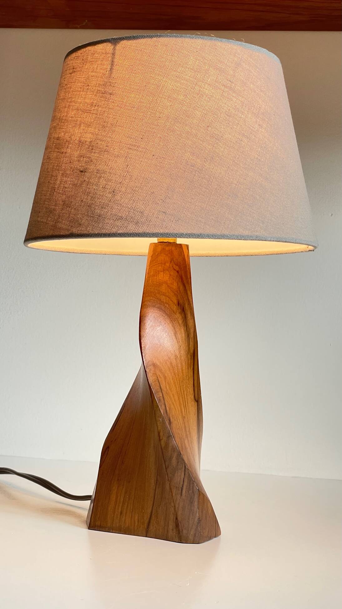 Geometric table lamp olive wood