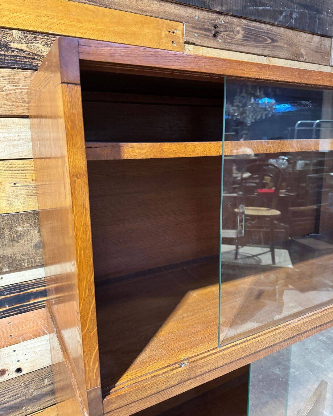 Vintage library
