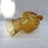 Amber glass standing vase