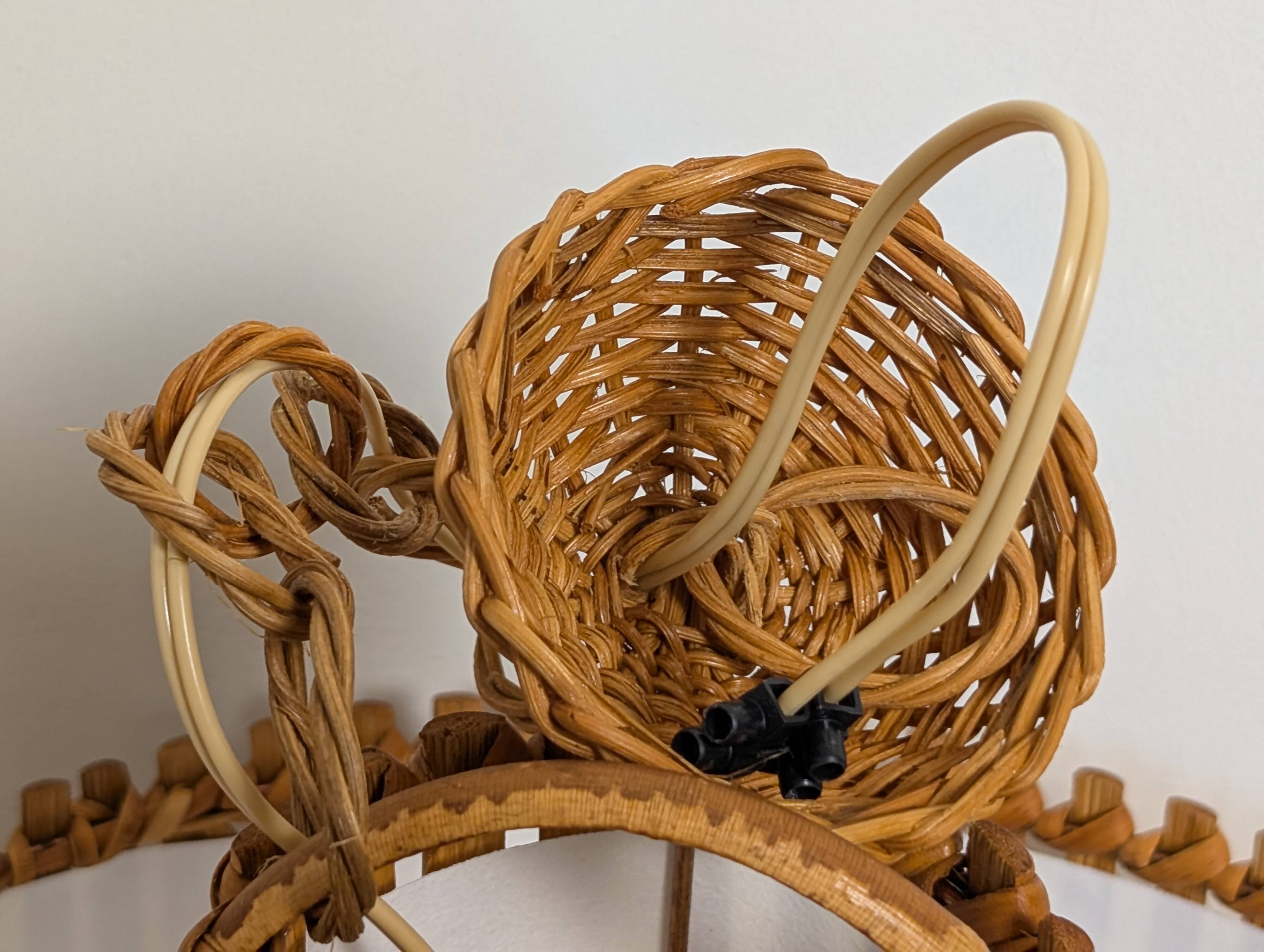 Rattan pendant light 60'
