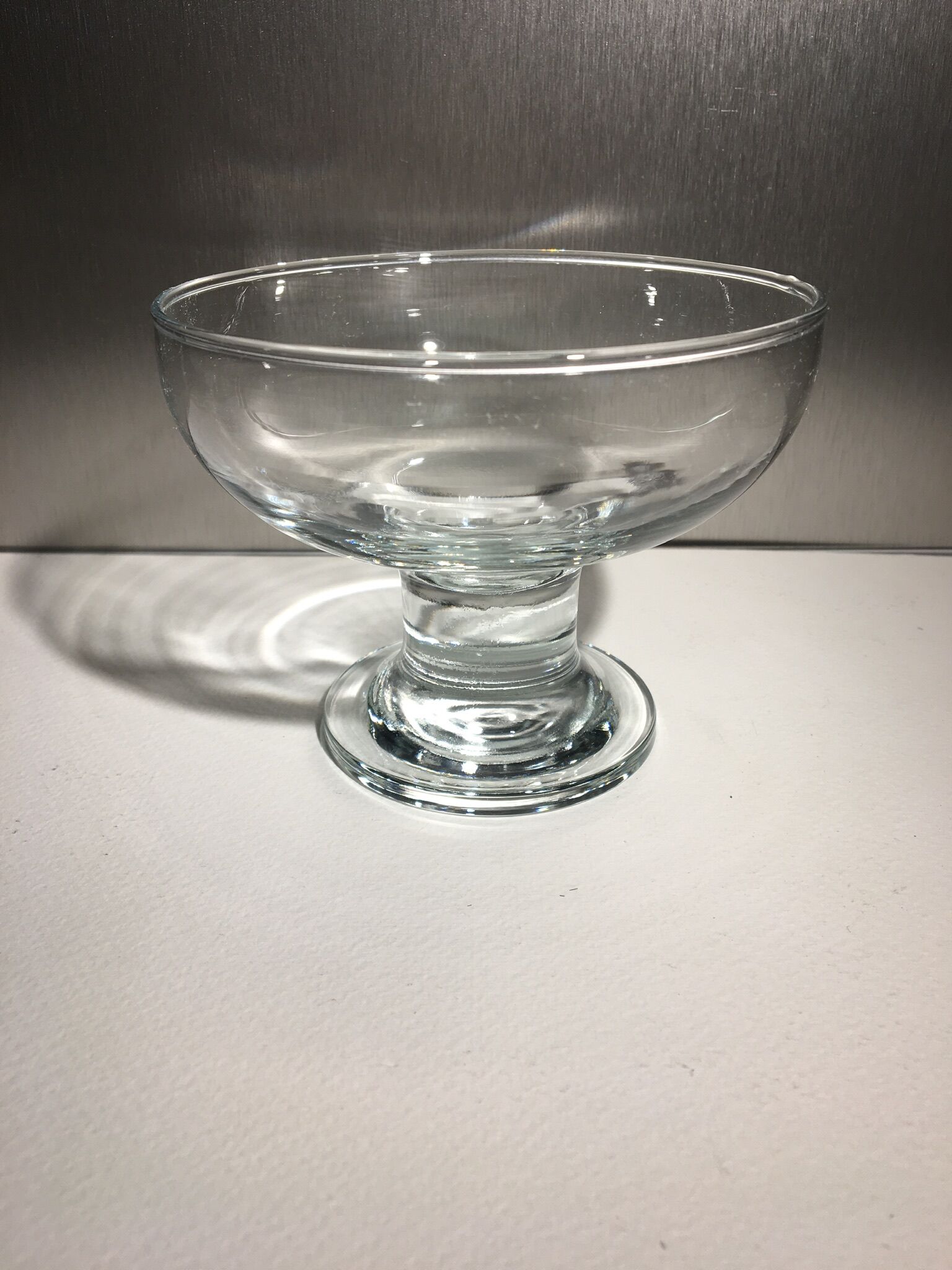 Lot of 6 champagne glasses from the 60s/70s in glass and crystal