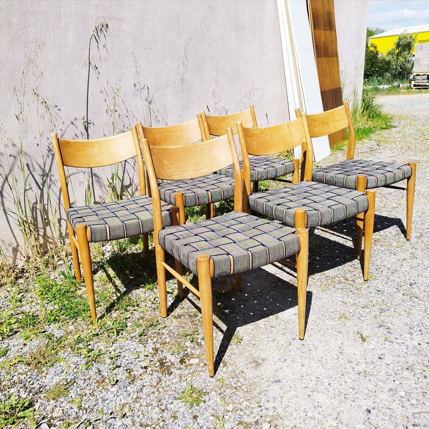 6 vintage Scandinavian chairs