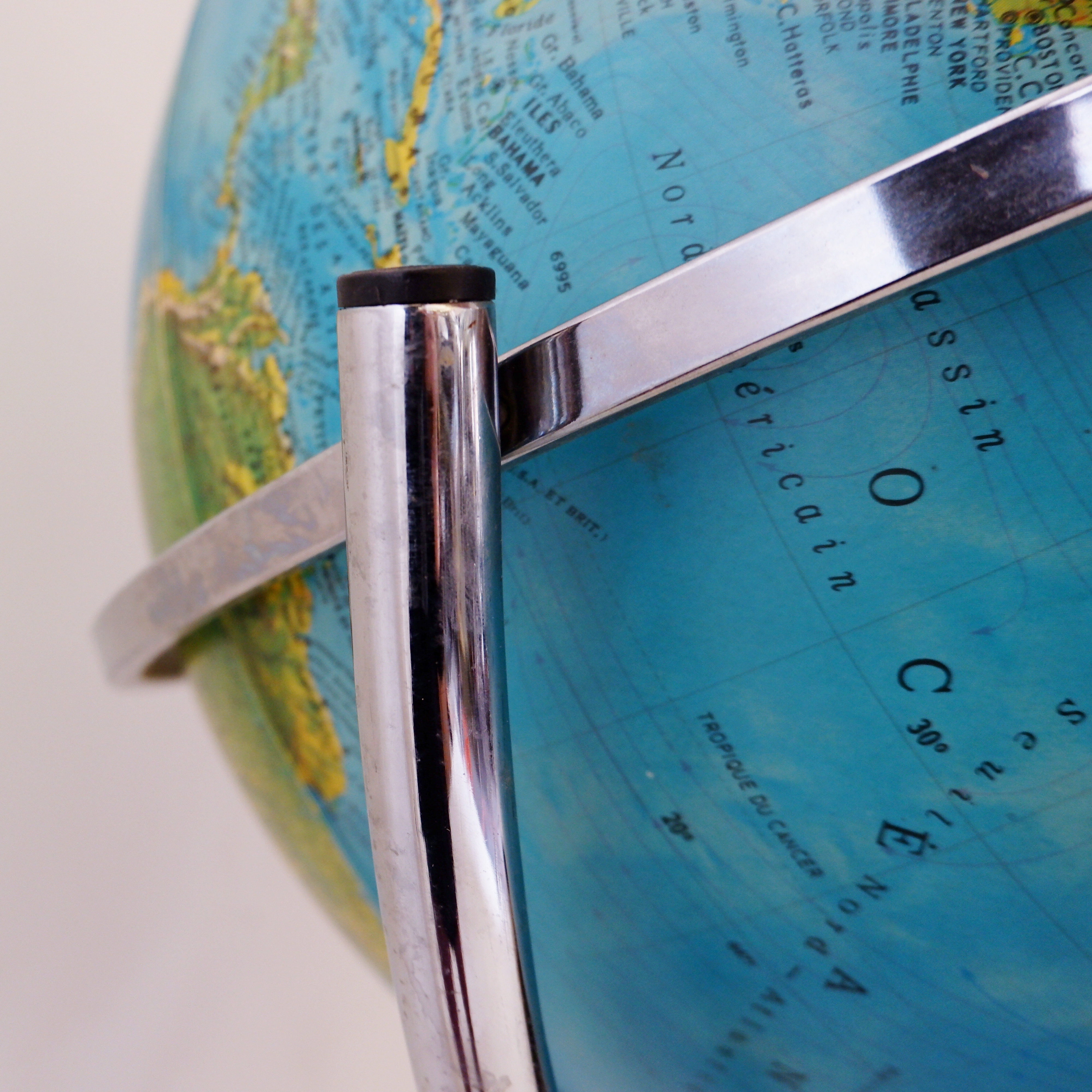 Illuminated geoscope globe on a chrome stand, Italy circa 1980