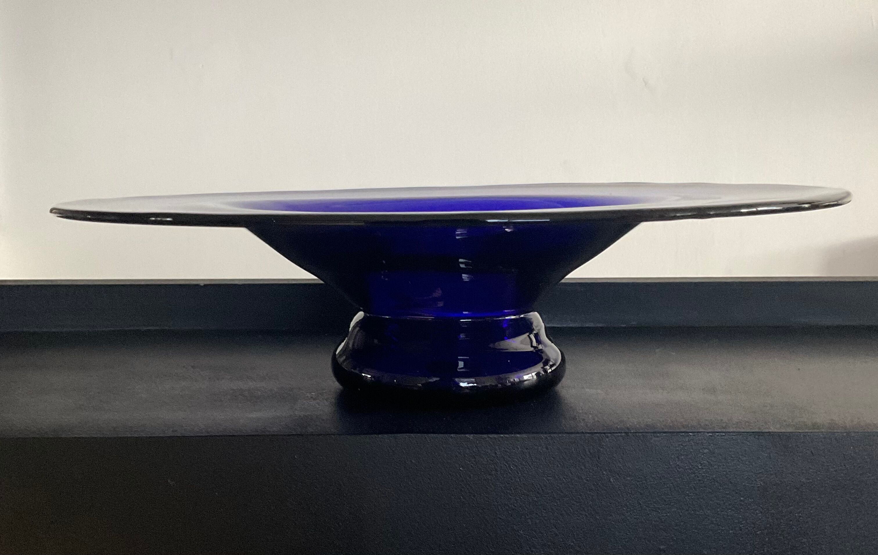 Empty pocket vintage cut in blue glass paste