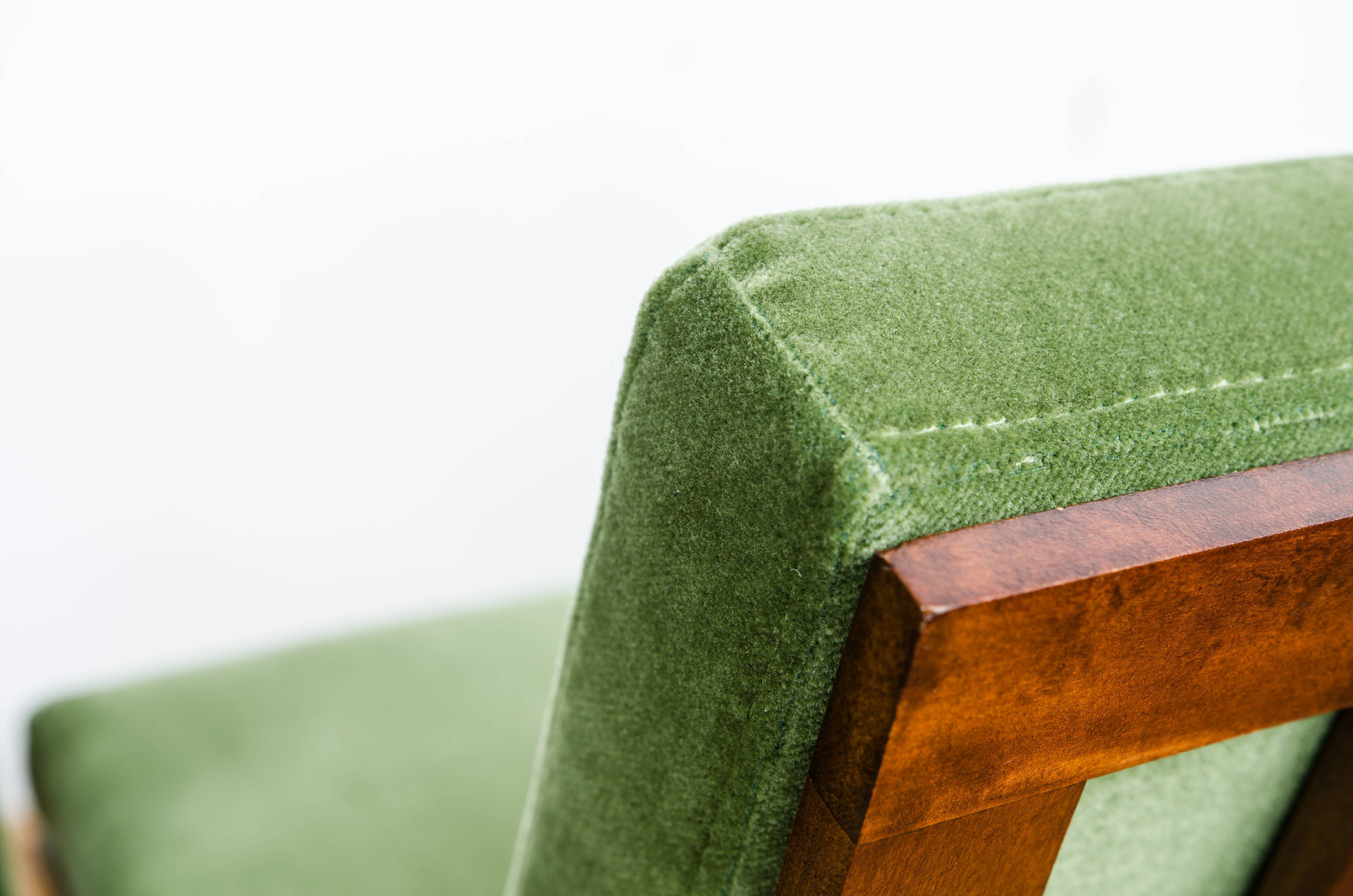 Paire de fauteuils verts du milieu du siècle 1965