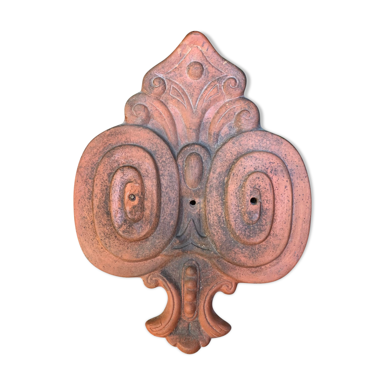 Large ridge pediment