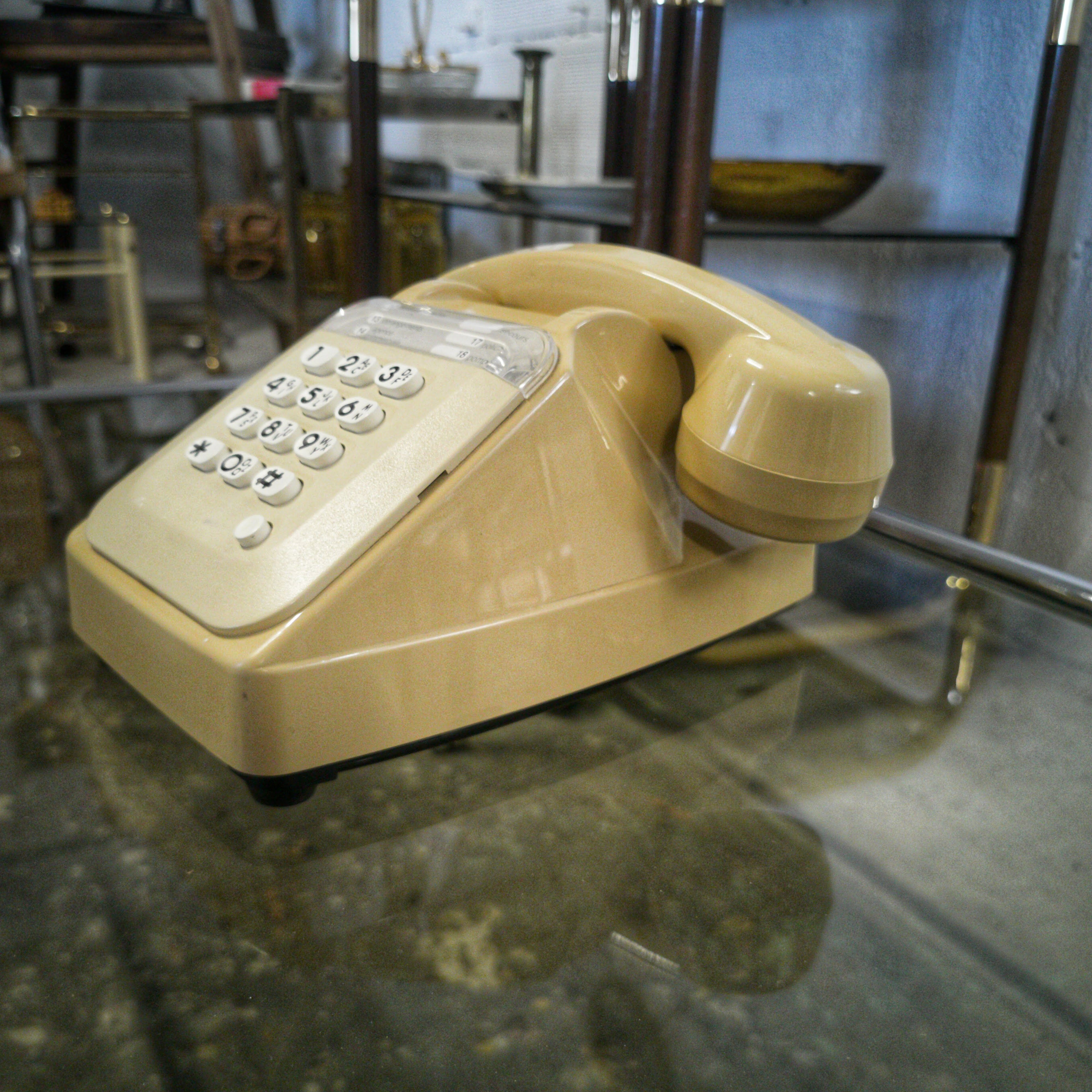 Vintage phone with keys