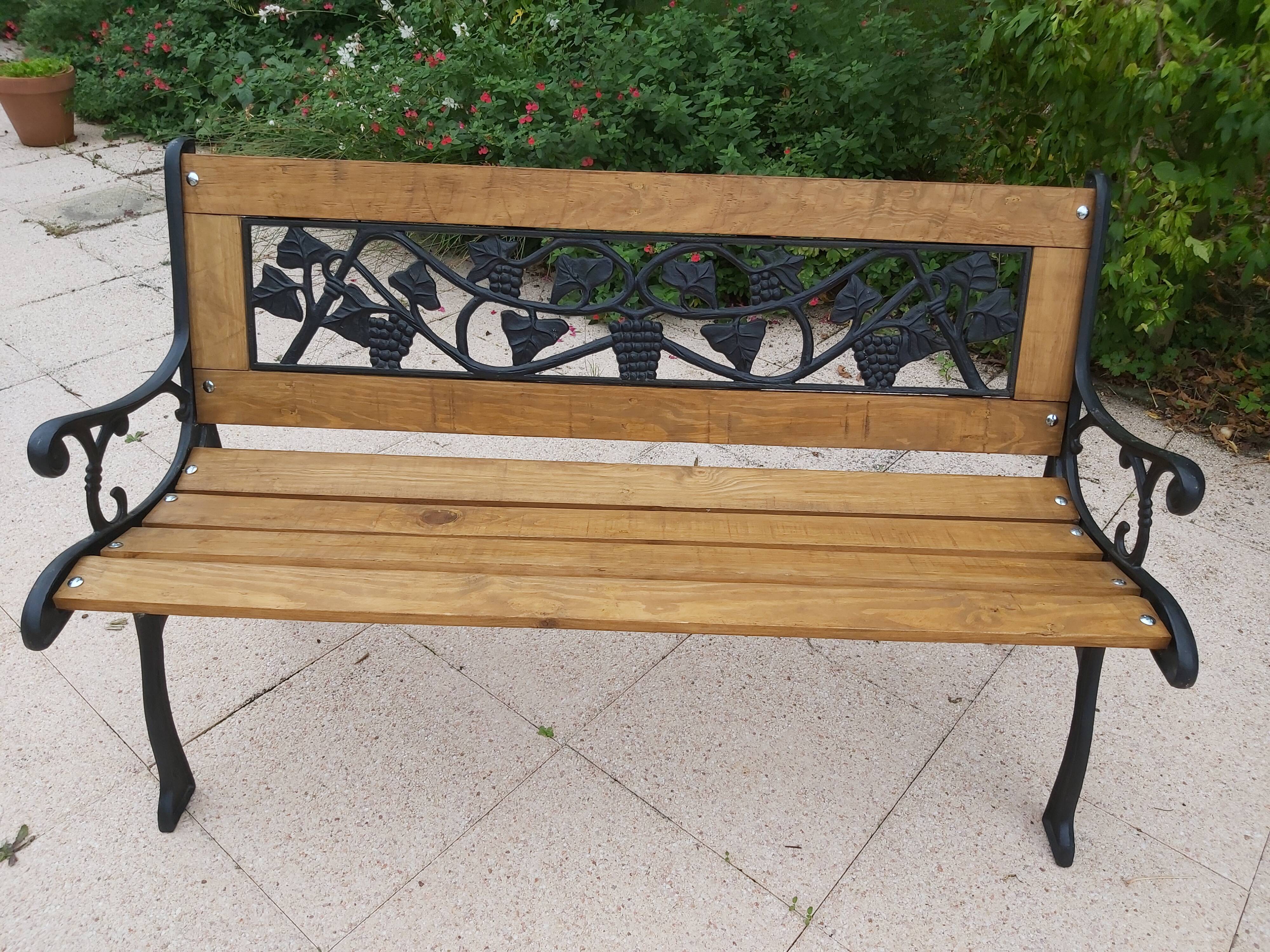 Garden bench