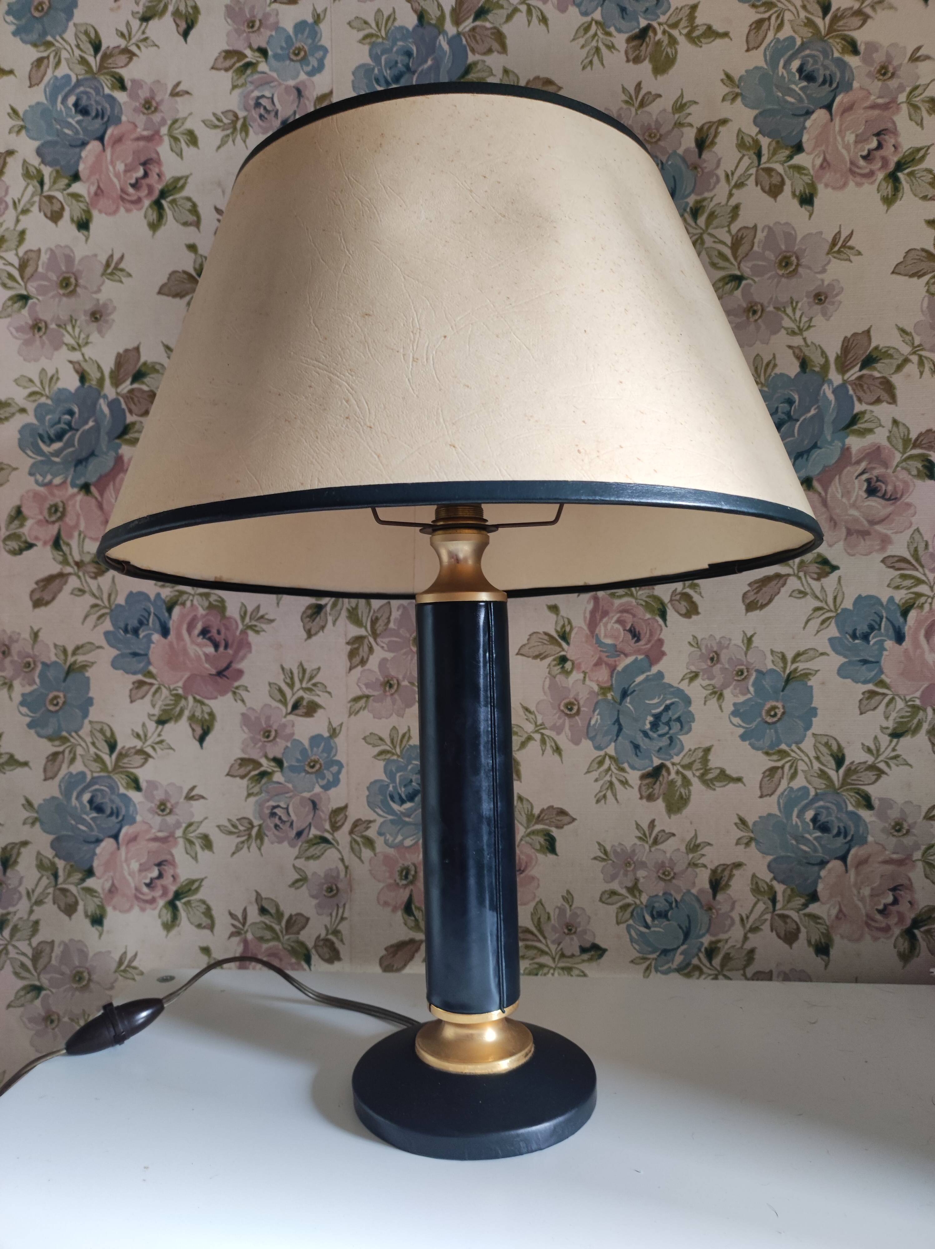 Desk lamp leather-wrapped foot Le Tanneur