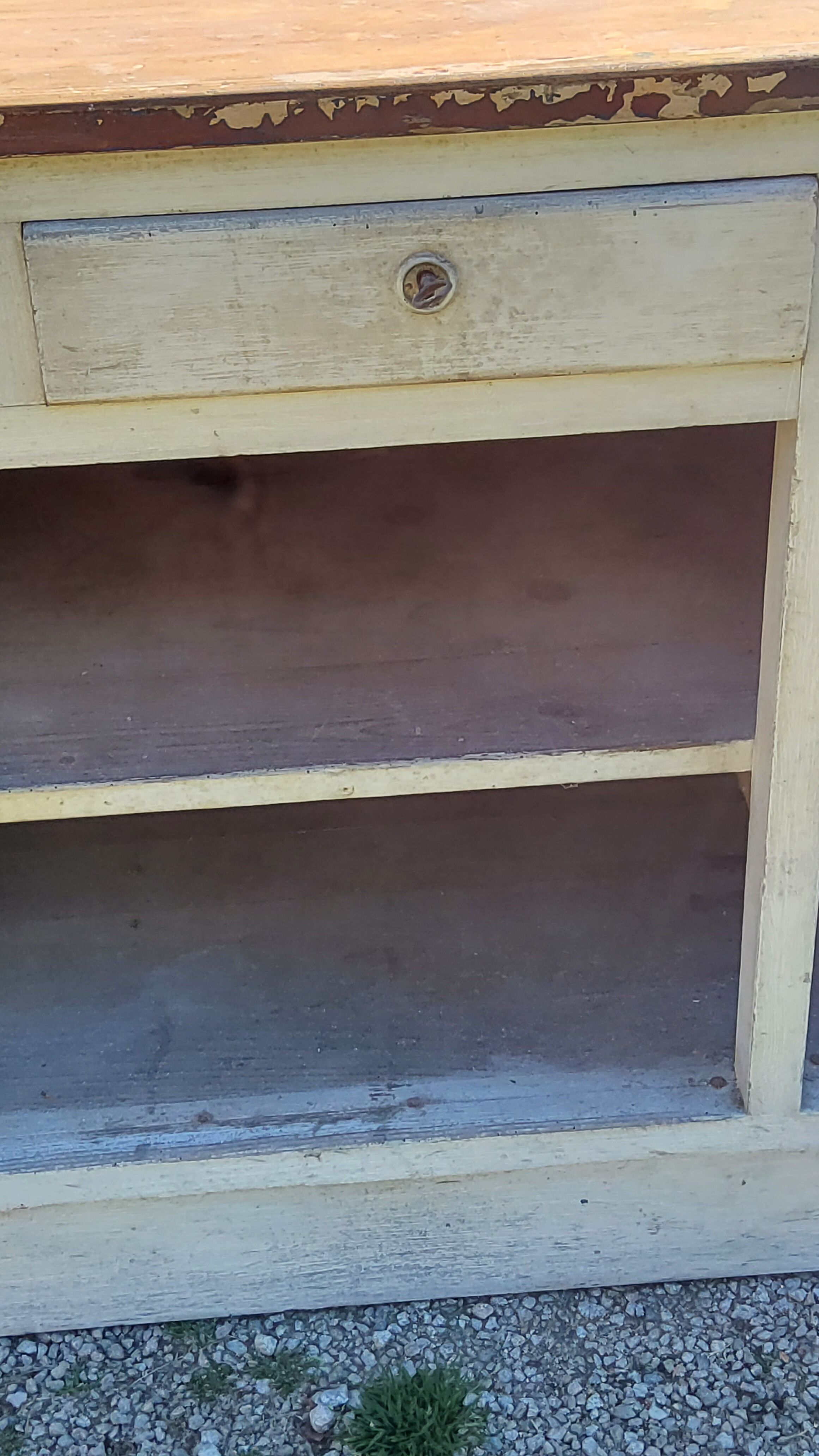 Grocery counter from the 30s