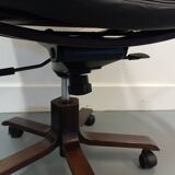 Westnofa Scandinavian office armchair in leather