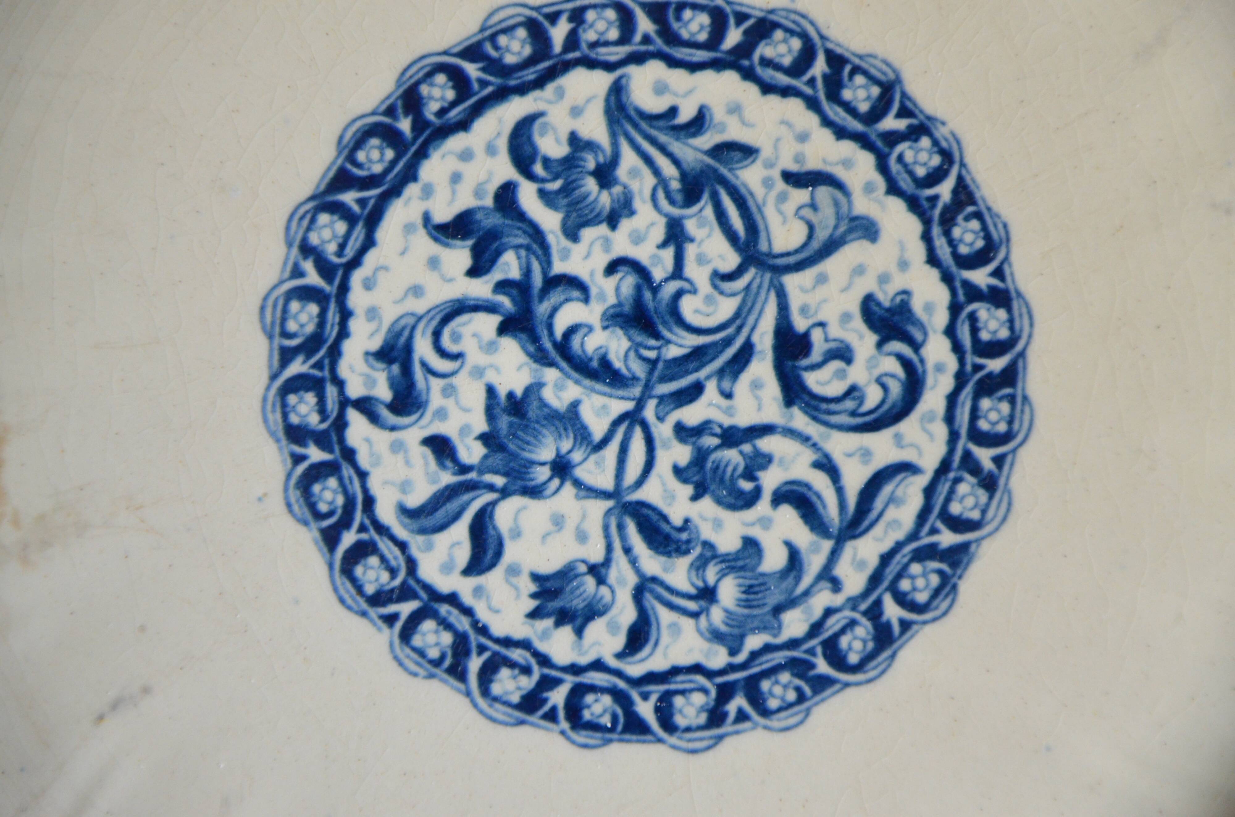 Plate from the Gien factory in iron earth