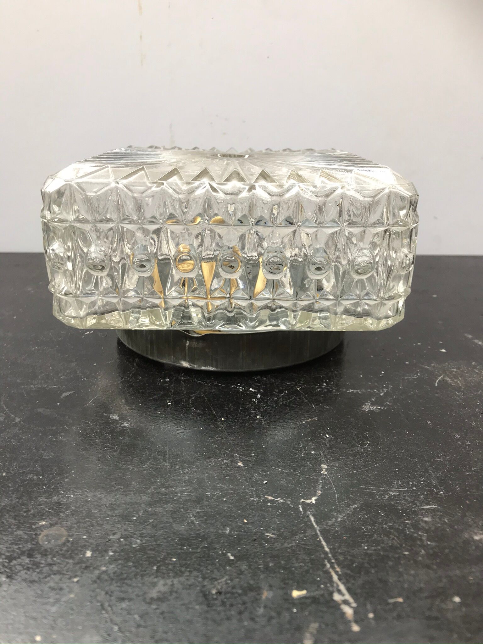 Ancient Applied Brush Glass Moulded Glass - Vintage Metal Support