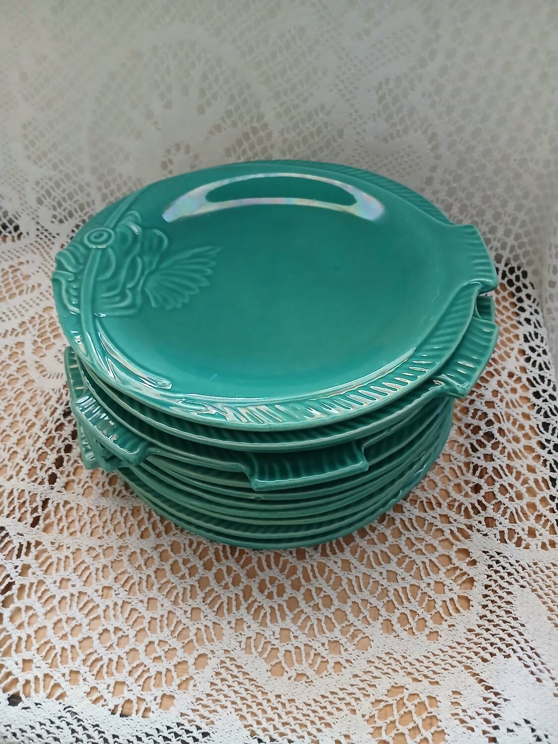 12 vintage zoomorphic dinner plates