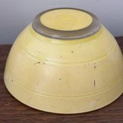 Vintage bol en verre jaune duralex