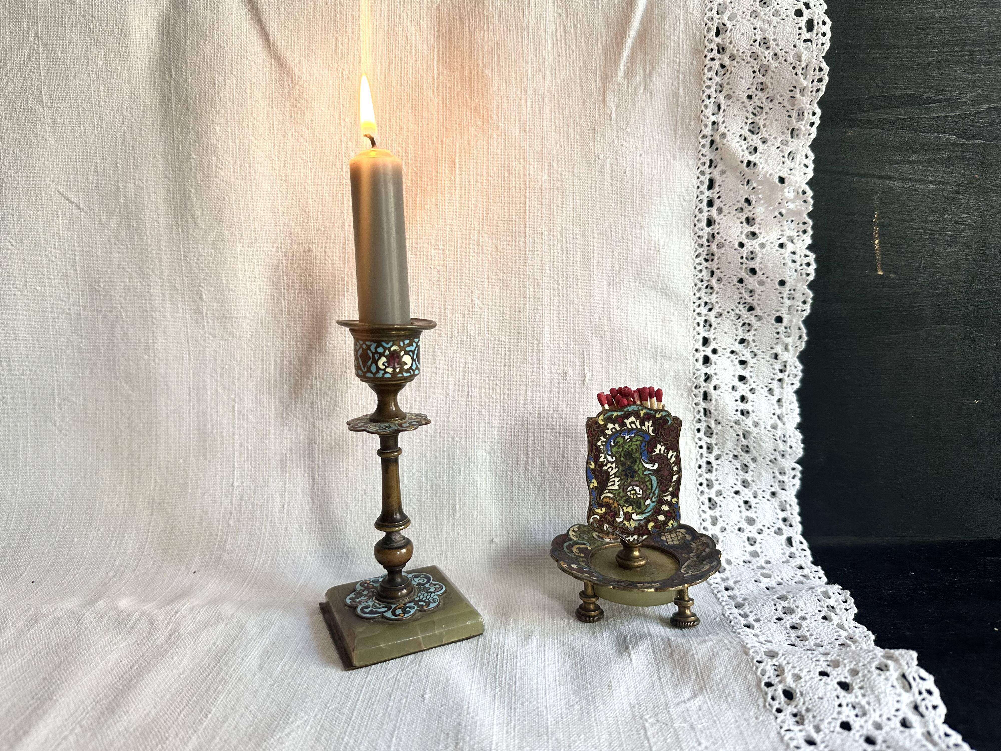 Bougeoir et porte allumettes en bronze et émaux cloisonnés XIXe