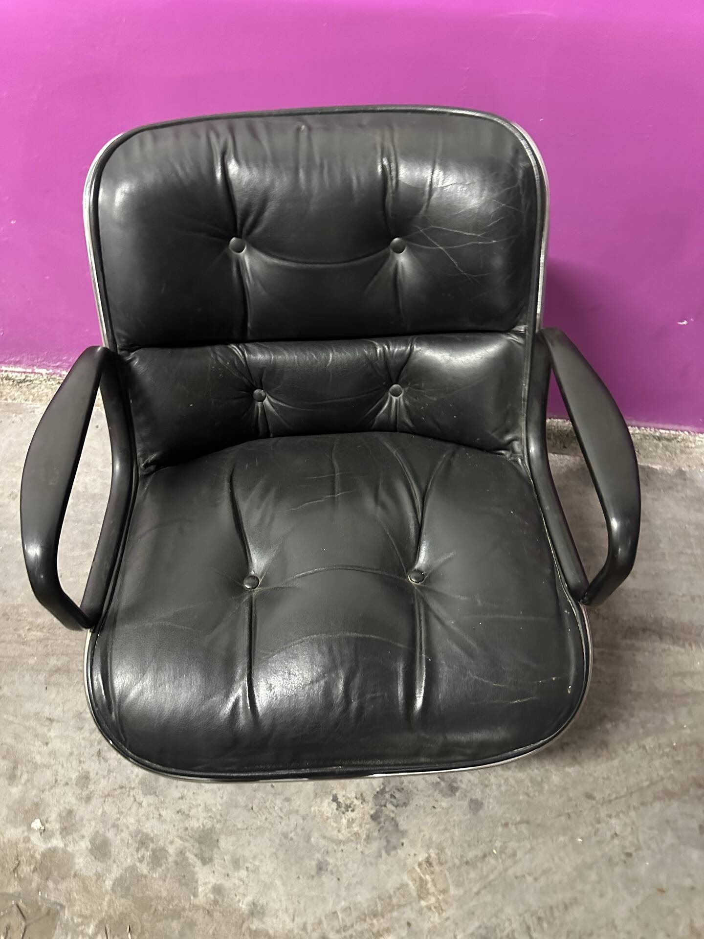 Fauteuil Pollock Knoll premier édition ( piètement épingle)