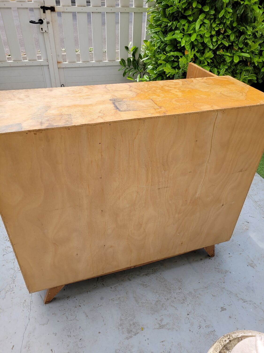 Commode années 60 à rénover
