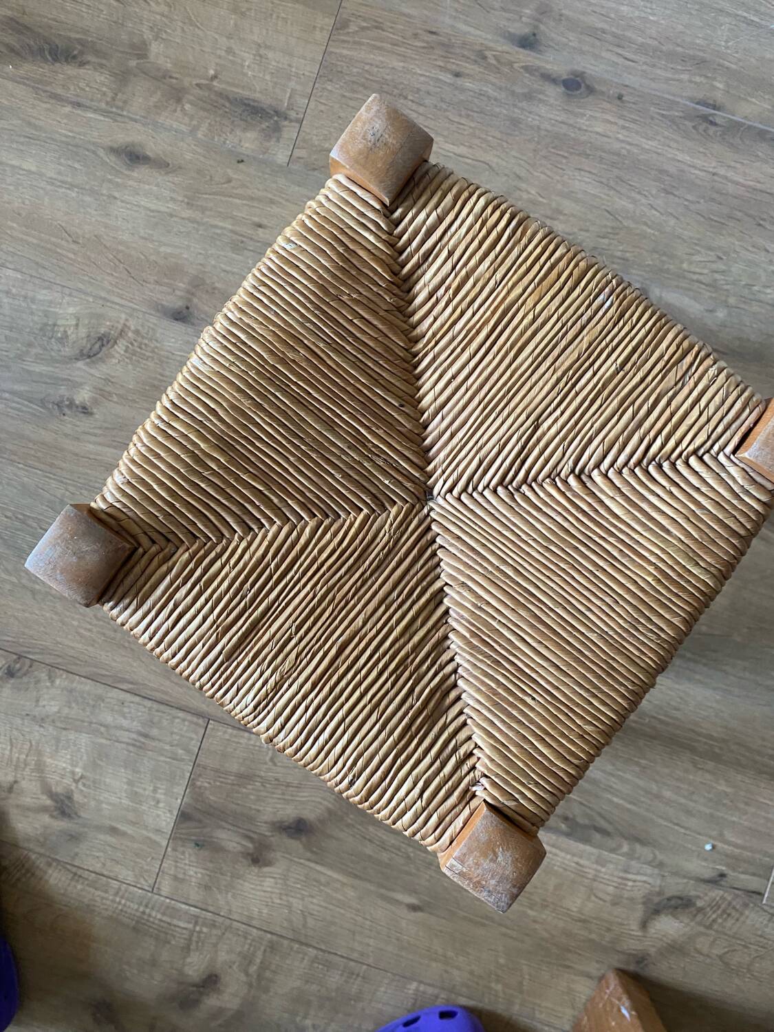 Tabouret bois paille