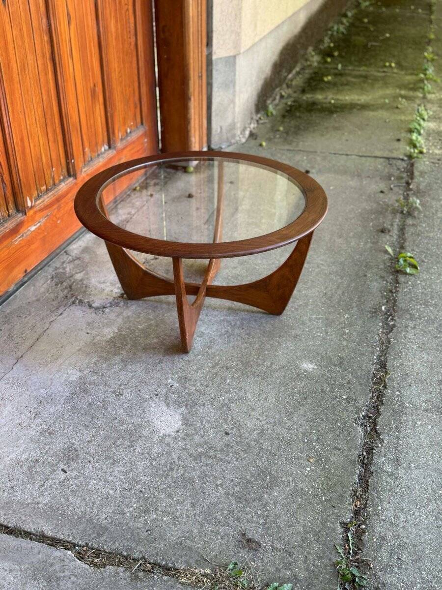 Mid-century modern teak and glass coffee table by Victor Wilkins for G-Plan, 1960s