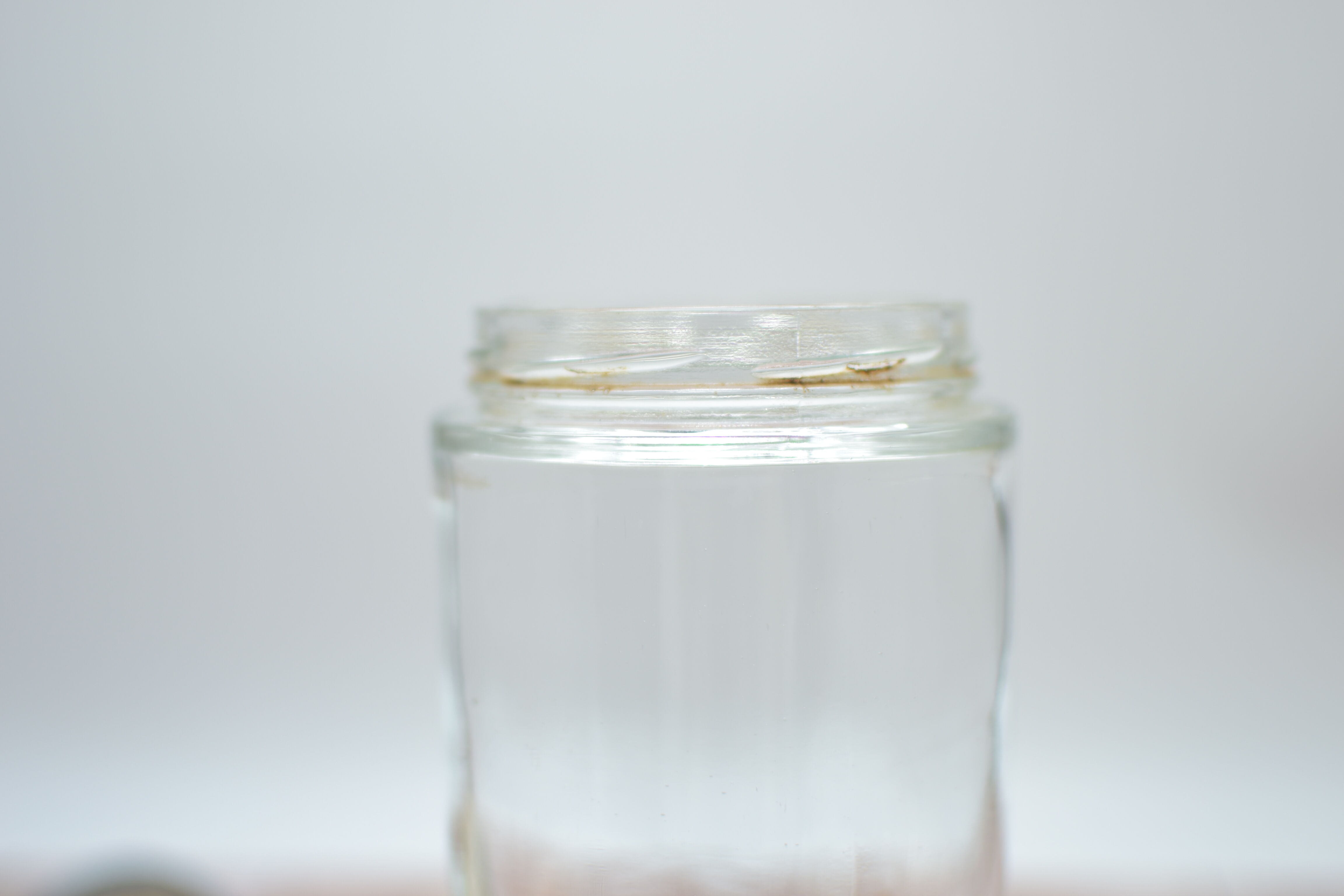 Vintage pedestal jar/candy maker with internal lid