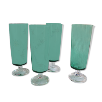 Set of 4 70s green glass flutes Luminarc Arcoroc