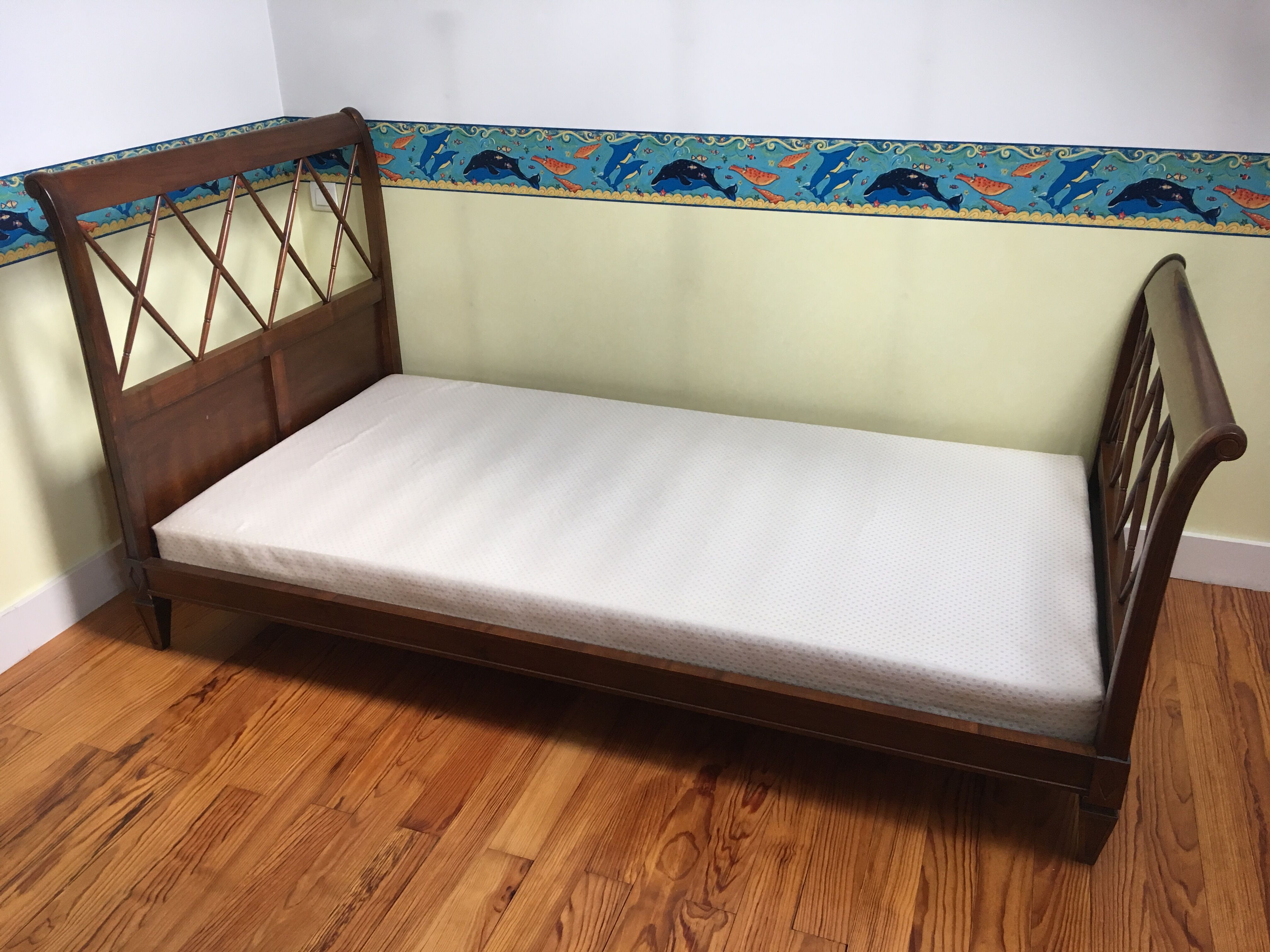 Twin bed with braces 100 x 190