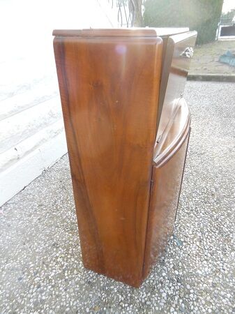 Art deco bar furniture