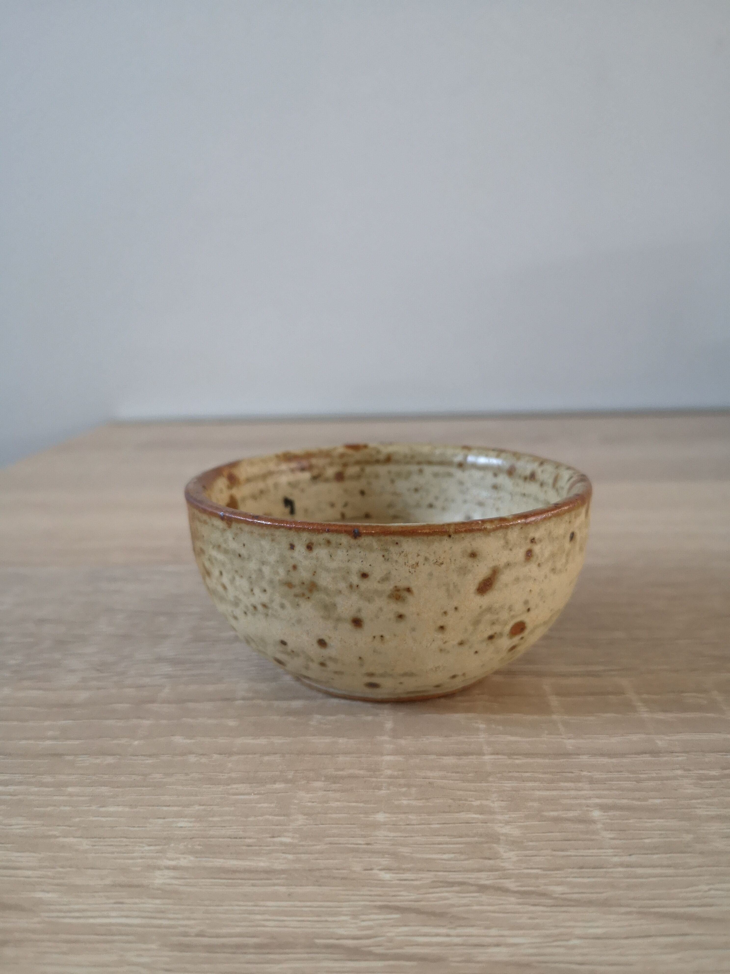 Lot of 6 sandstone bolets