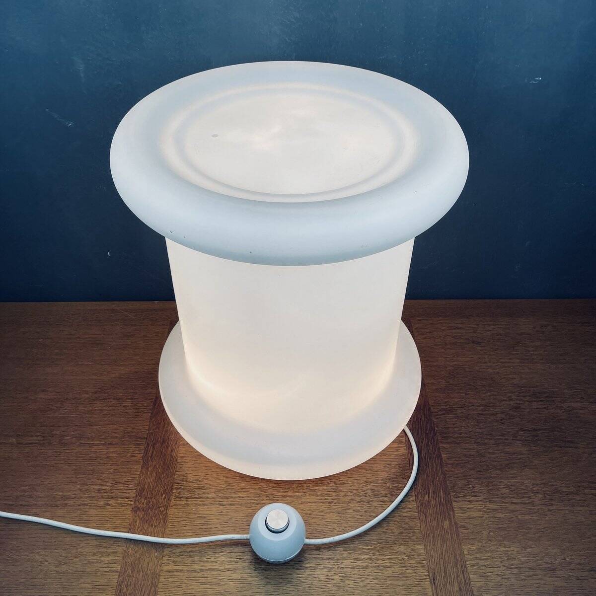Mid-century floor lamp in white glass, Italy, 1970s.
