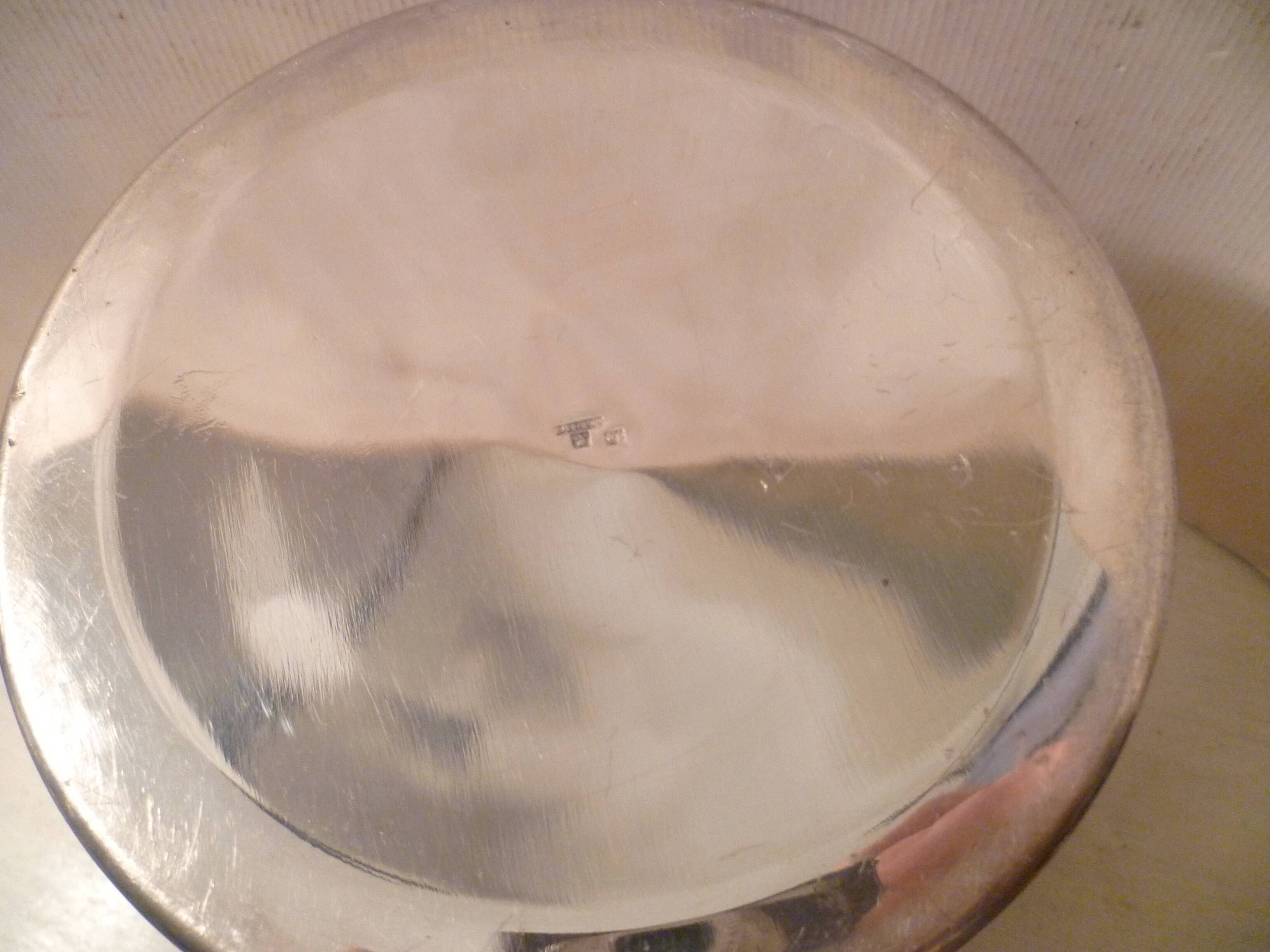 Champagne bucket / Champagne bucket design in silver-plated metal, St Medard.