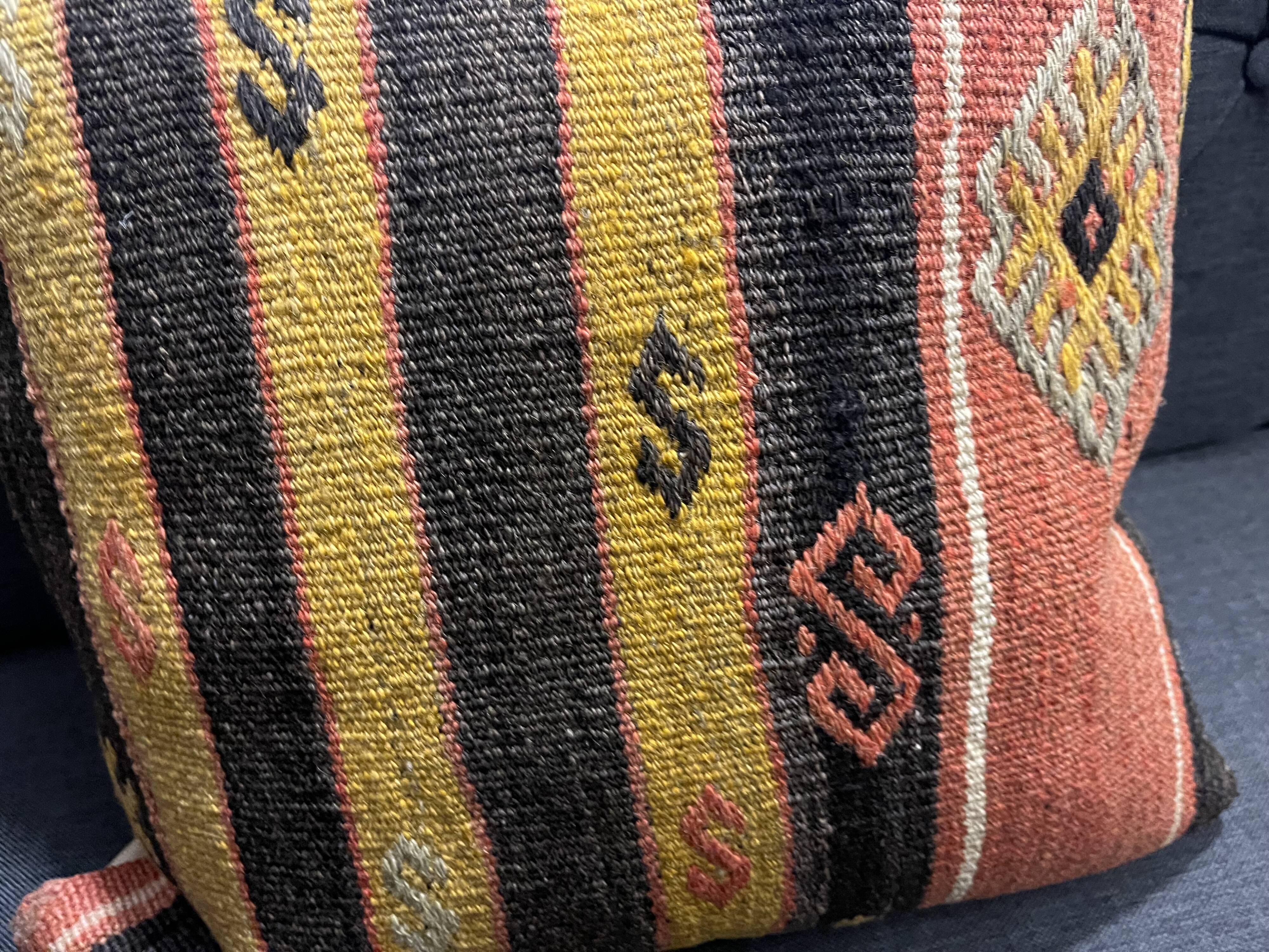 Traditional Design Pillow