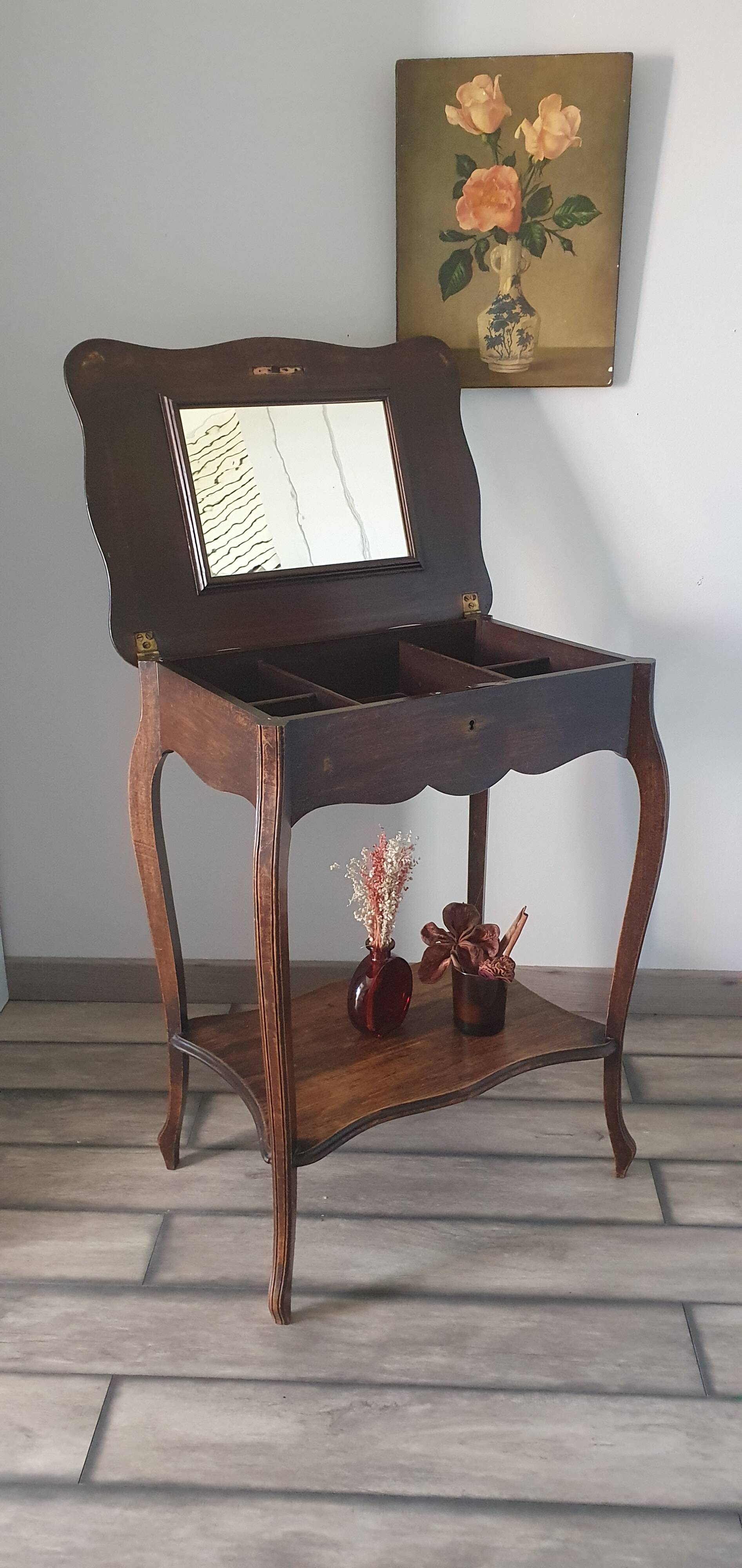 Meuble coiffeuse