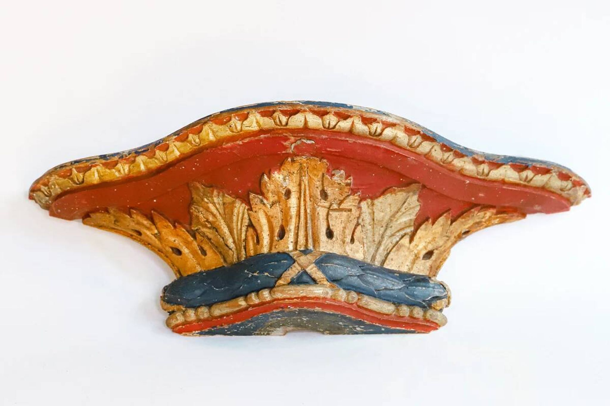 Ensemble de petites consoles murales françaises anciennes