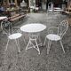 Salon de jardin en fer forgé , 1 table + 3 fauteuils