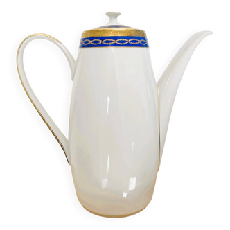 Porcelain teapot / Czech Republic
