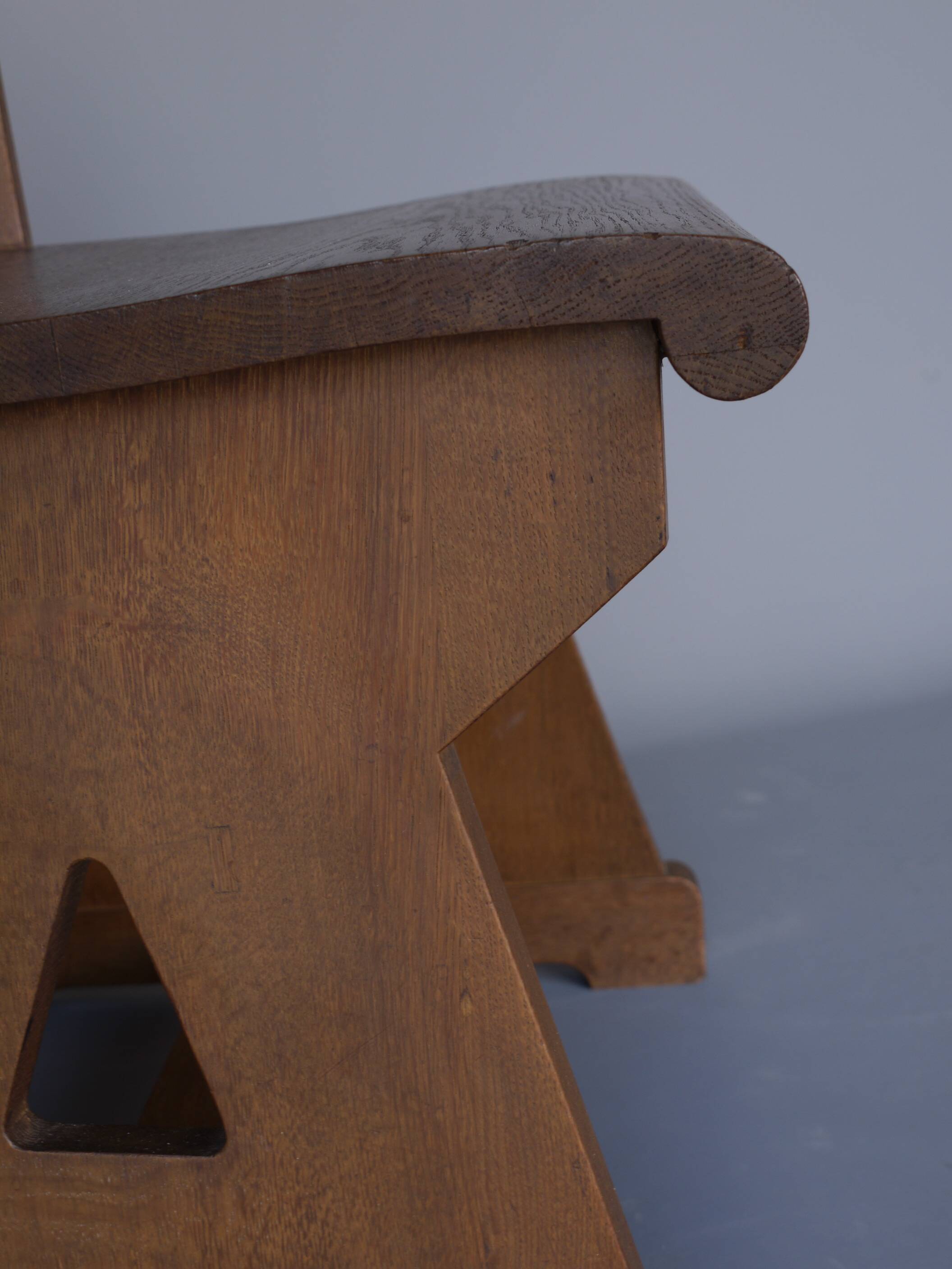 Chaise d'appoint traditionnelle hollandaise en chêne. Années 1920