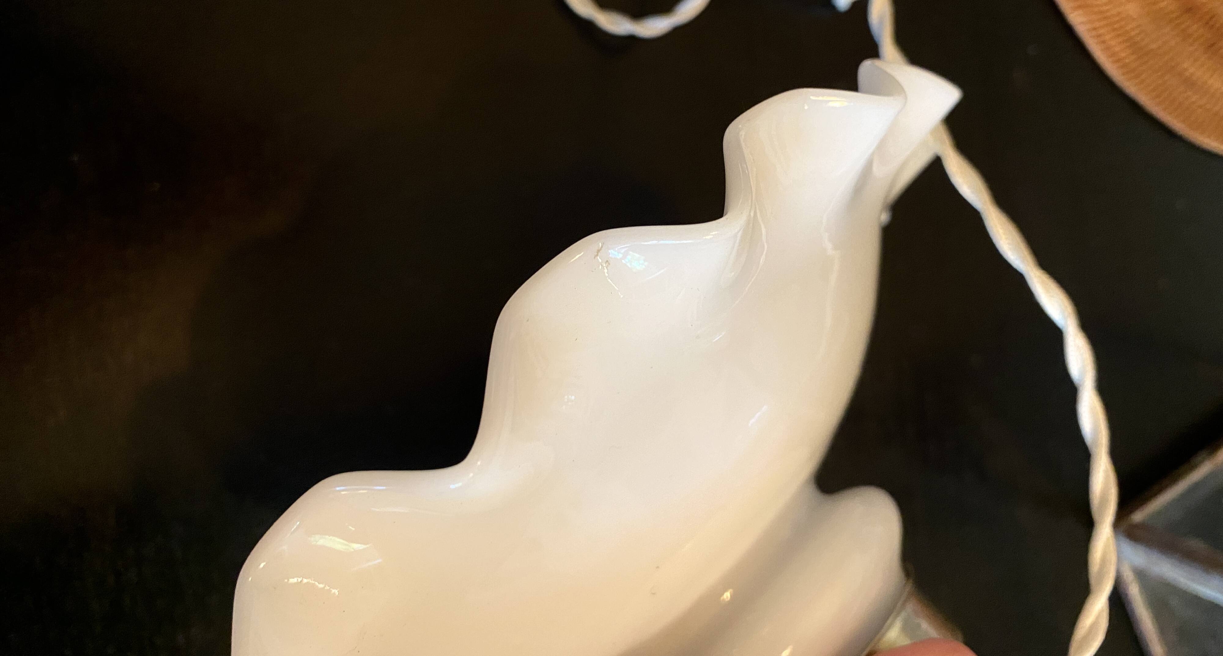 Glass pendant light, 2M fabric cable, porcelain ceiling rose