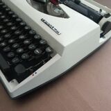 Machine à écrire Adler Tippa S Clavier QWERTY