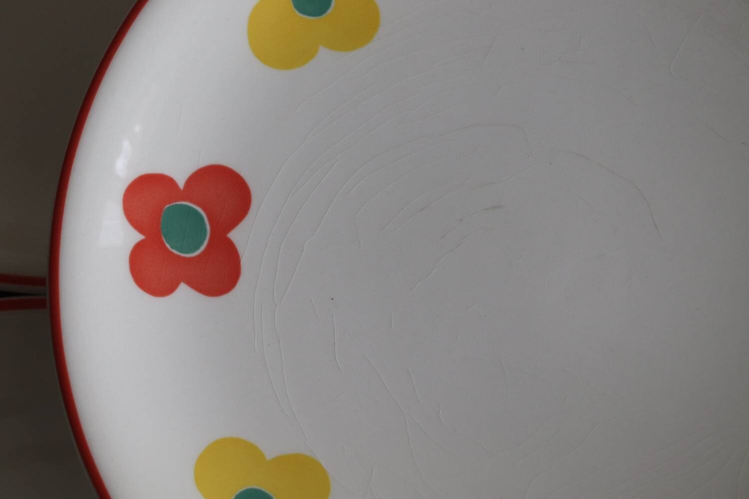 11 Yellow flower habitat plate with orange border BY PAGNOSSIN ITALY