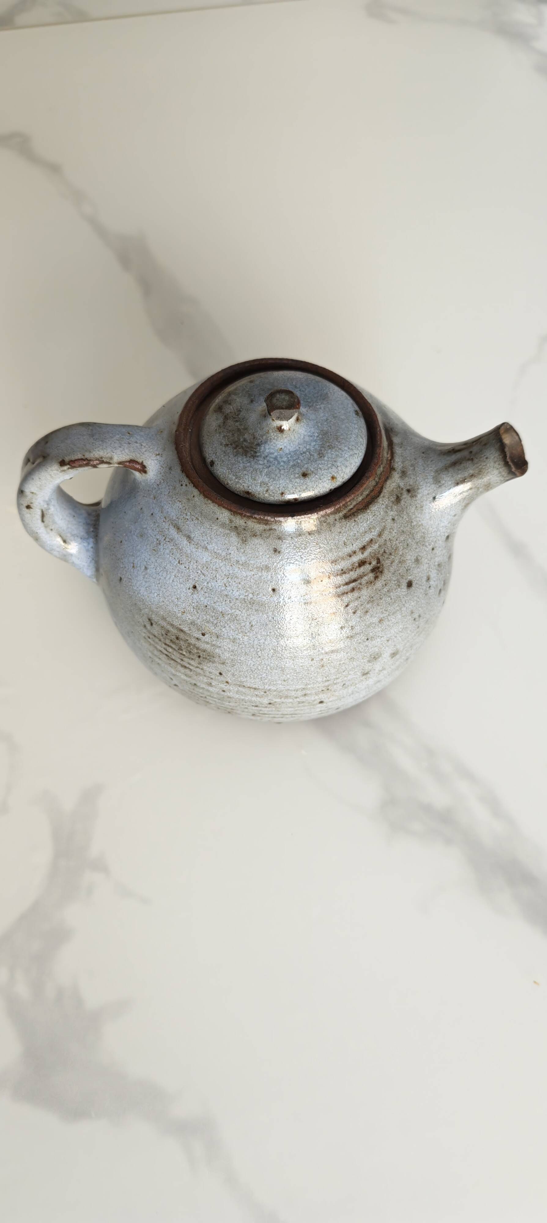 Teapot in grey by Jeanne and Norbert Pierlot
