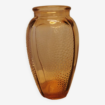 Vase en verre rose