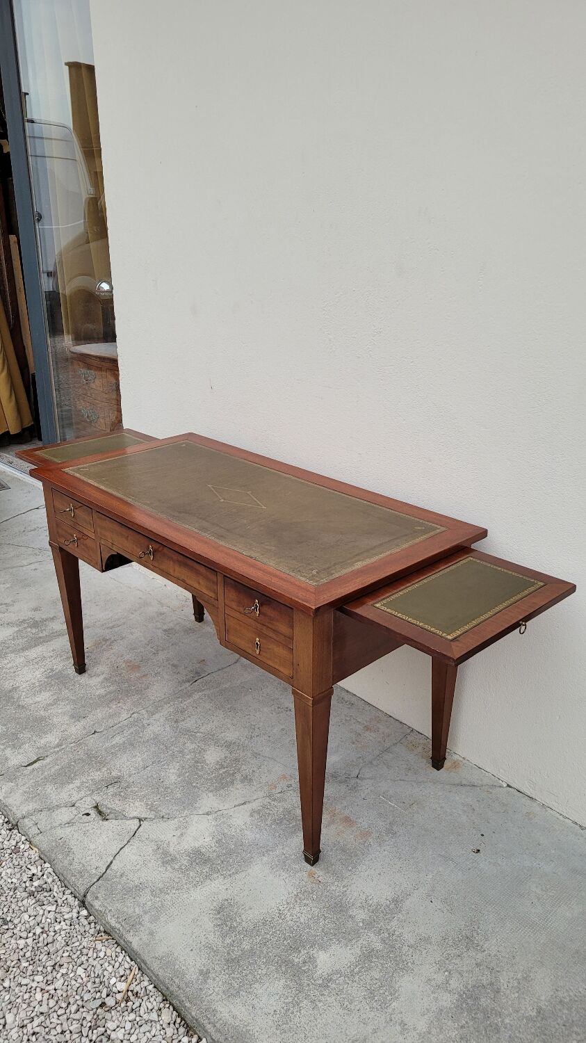 Louis XVI style flat desk in 19th century mahogany